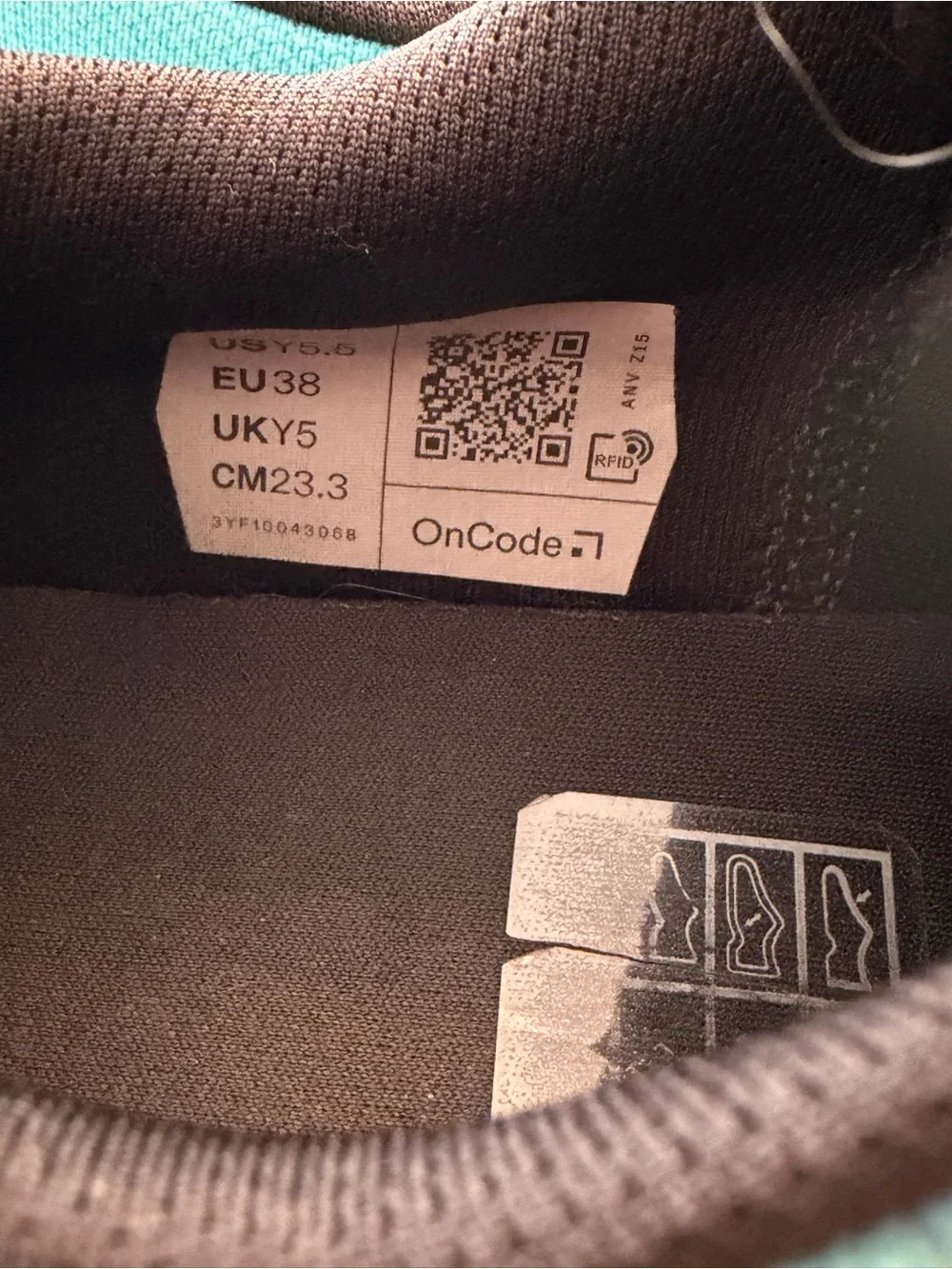 On Running Kids Turquoise and Black Sneakers